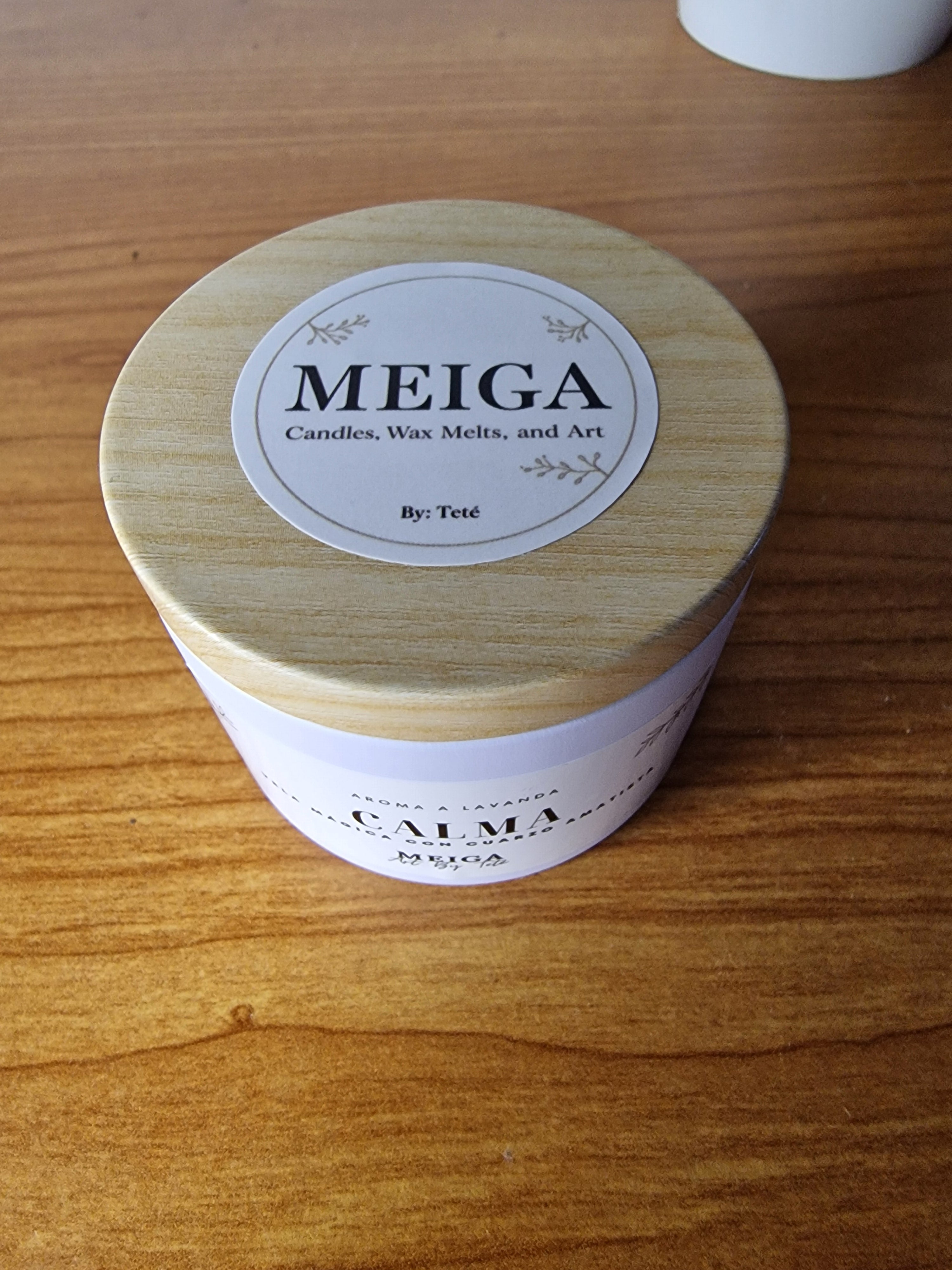 Vela - CALMA - Artesanal con Amatista y lavanda. Aroma a Lavanda